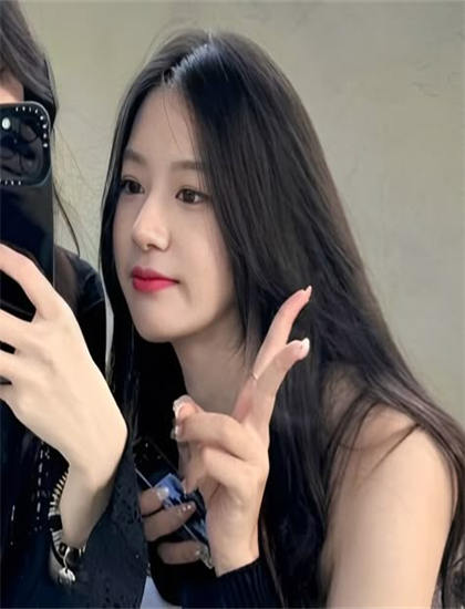 表演艺术解析：成为简奥斯汀的的历史地位与时代意义 感受表演的情感力量